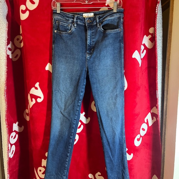 Free gift with purchase! We The Free Blue Skinny Jeans raw hem size 10/30 - Picture 5 of 8